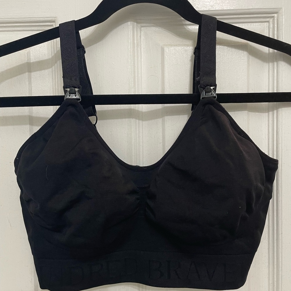4 assorted Kindred Bravely Women's nursing and nursing/pumping bras
